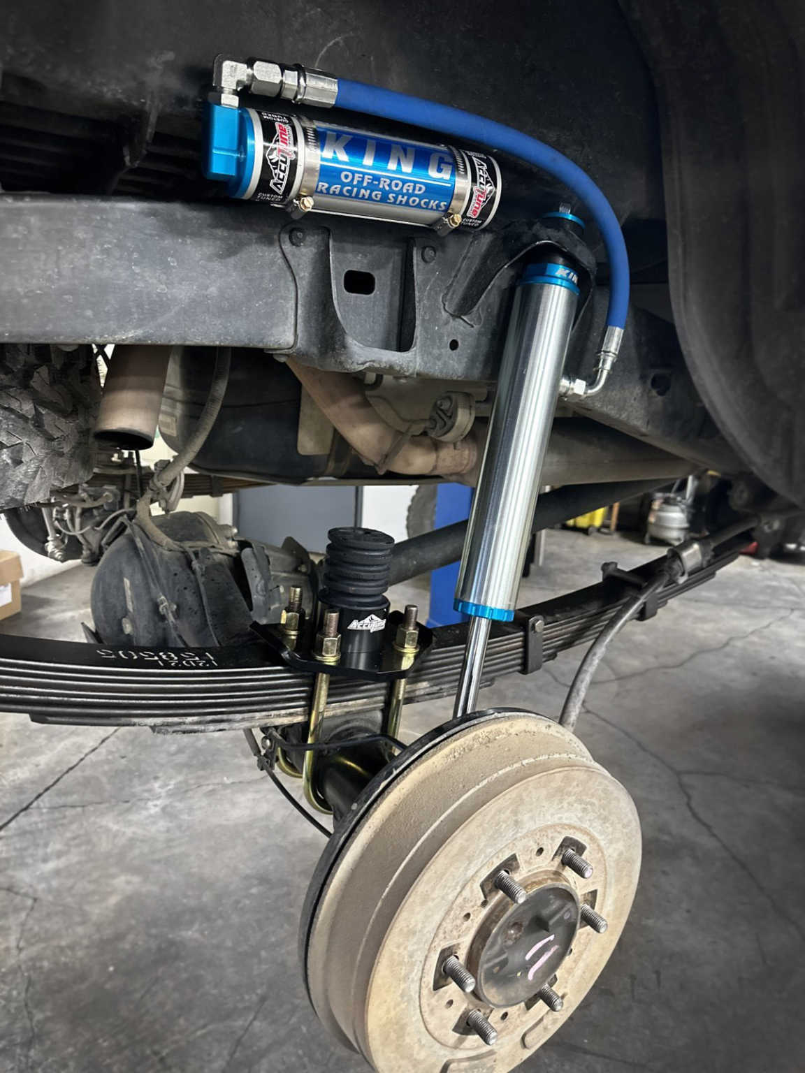 Kit: 05-23 Tacoma, King 2.5 Shocks, 1.5-3.0” Lift – AccuTune Off-Road